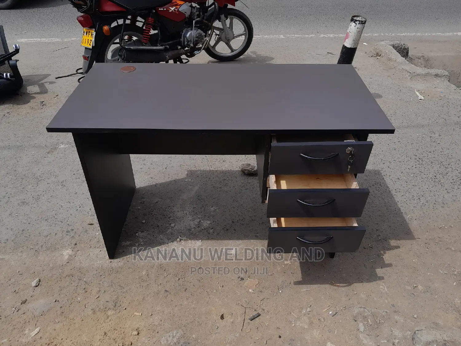 Office Desk