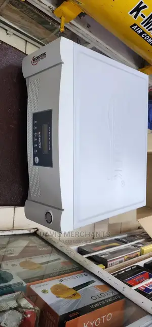 Powerful 1kva Solar Inverter With AC and DC Charging Inlets