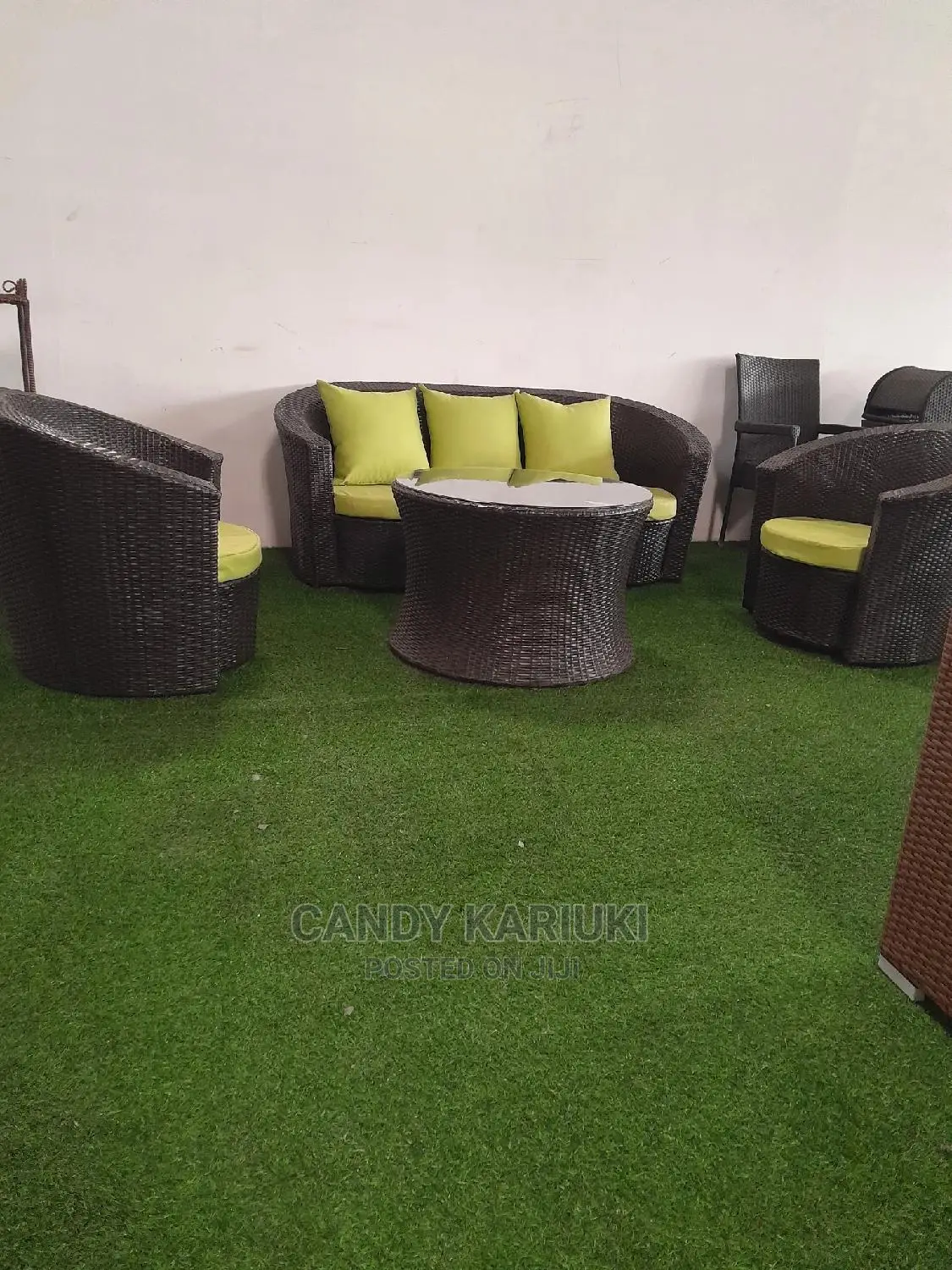 Very Comfy 5 Seater Outdoor Sofa Plus a Table