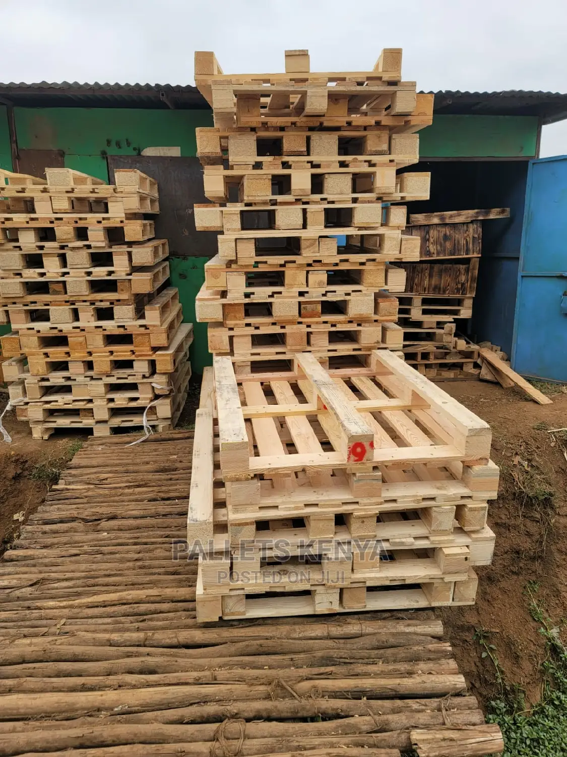 Wooden Pallets- (HT- Mian)