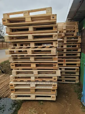 Wooden Pallets- (HT- SIL)