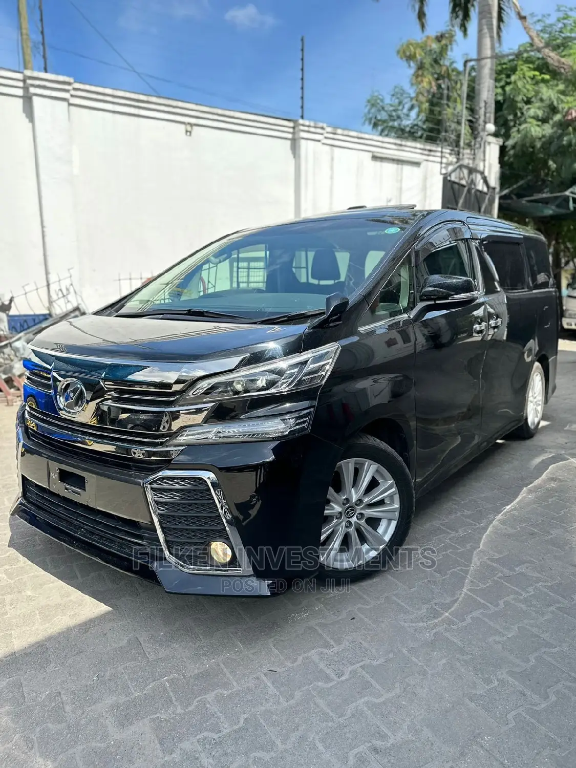 Toyota Vellfire 2017 Black