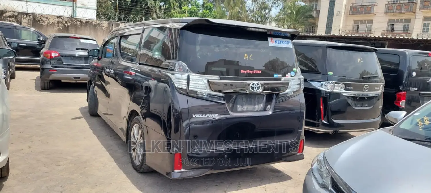 Toyota Vellfire 2017 Black