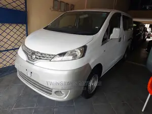 Nissan NV200 SV 2017 White