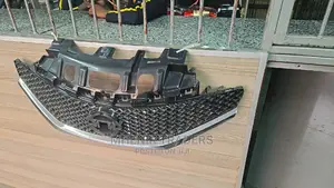 Nissan Note Grille