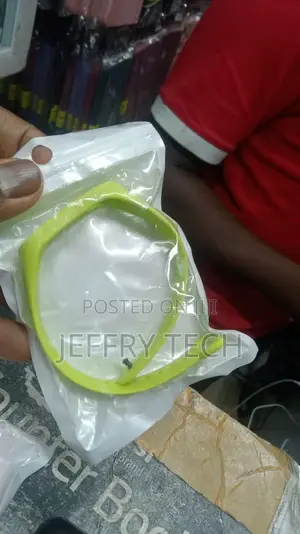Xiaomi Mi Band 5/6/7 Green Fluorescent Silicone Strap