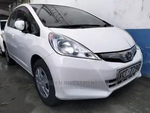 Honda Fit Automatic 2012 White