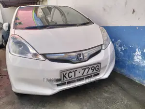 Honda Fit Automatic 2012 White