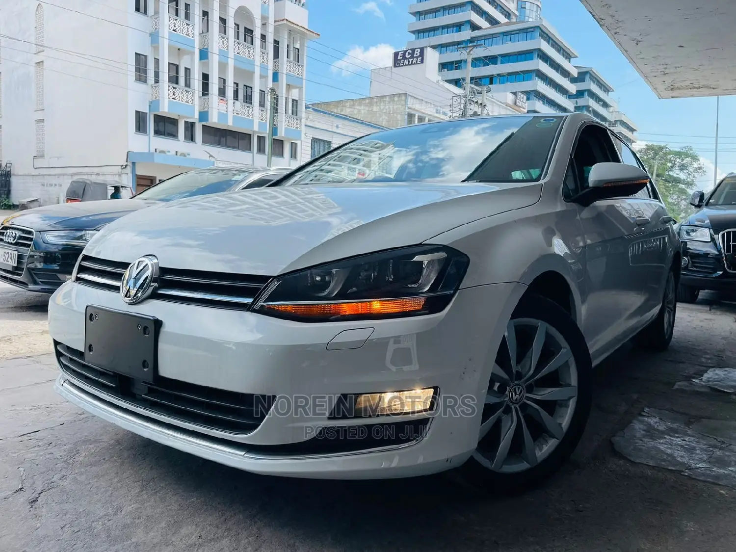 Volkswagen Golf 2016 White