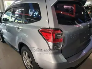 Subaru Forester 2017 Silver