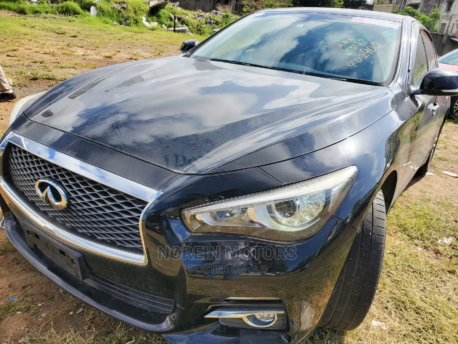 Nissan Skyline 2016 Black