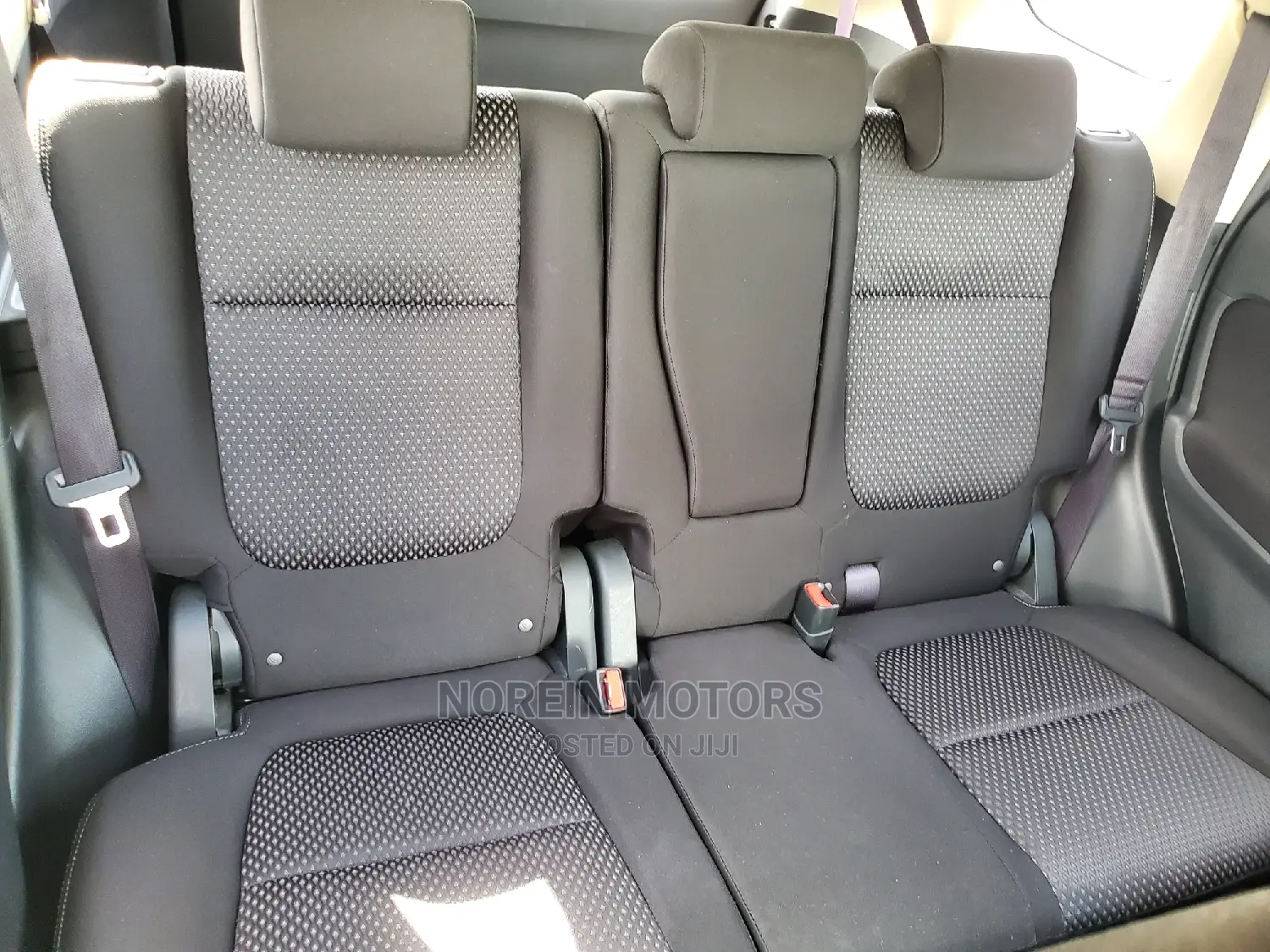 Mitsubishi Outlander 2017 Red