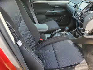 Mitsubishi Outlander 2017 Red