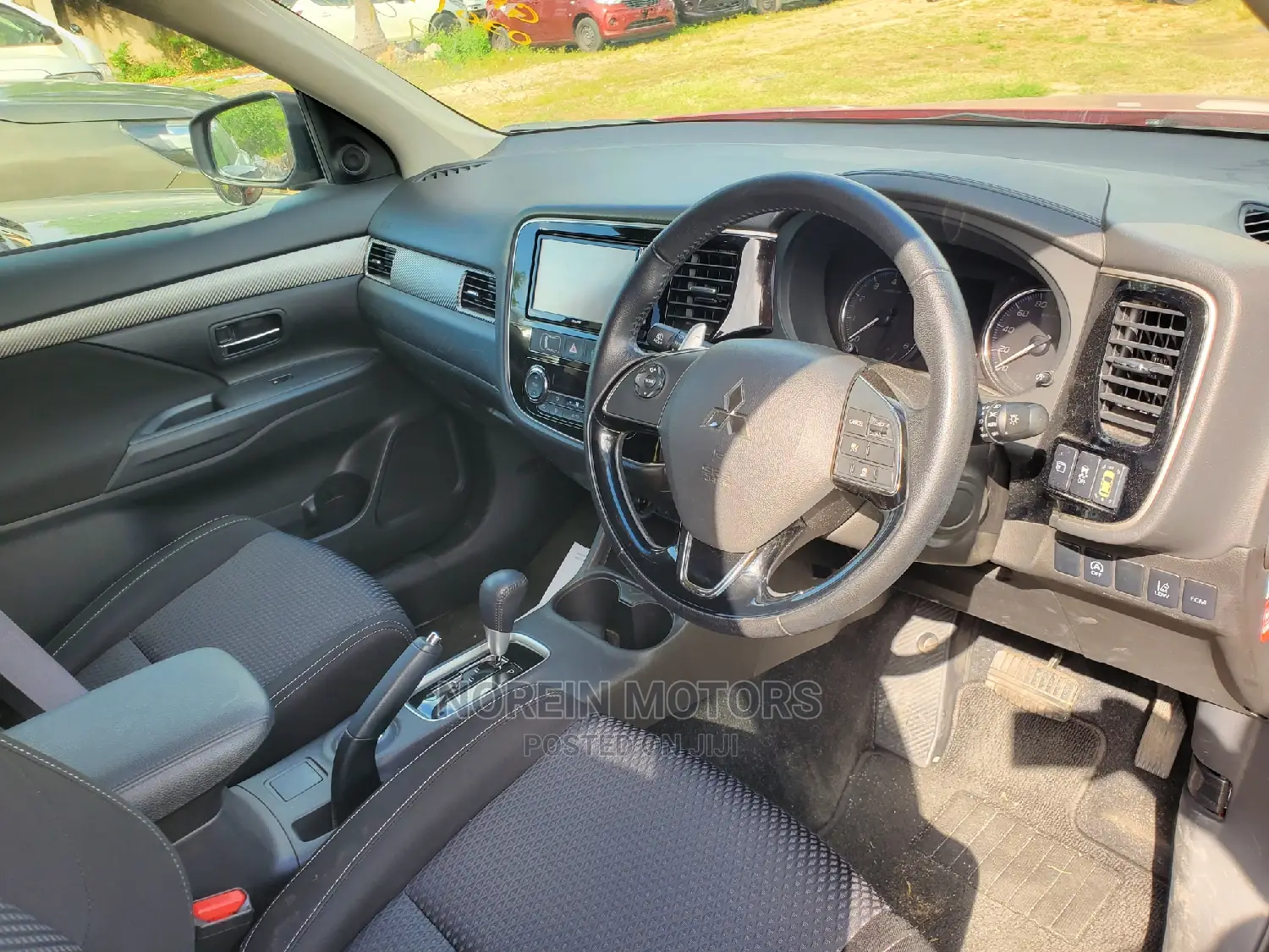 Mitsubishi Outlander 2017 Red