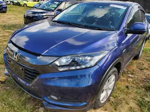 Honda Vezel 2016 Blue