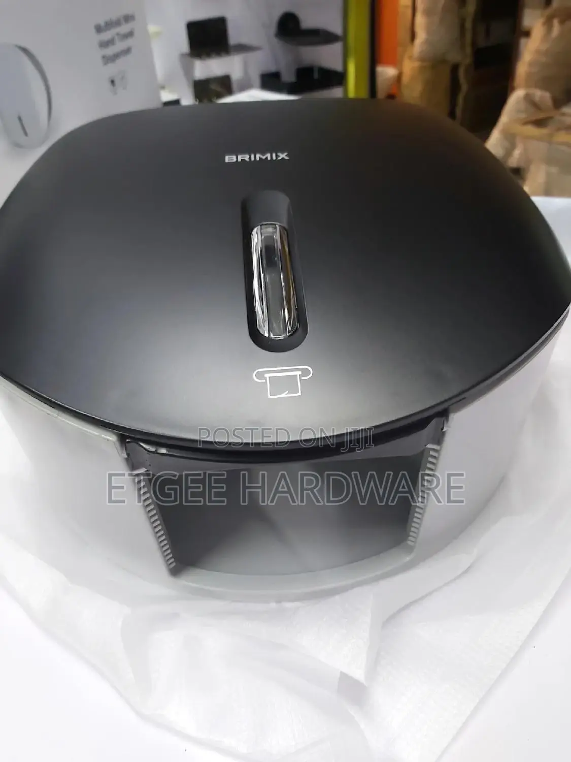 Jumbo Tissue Dispenser Black