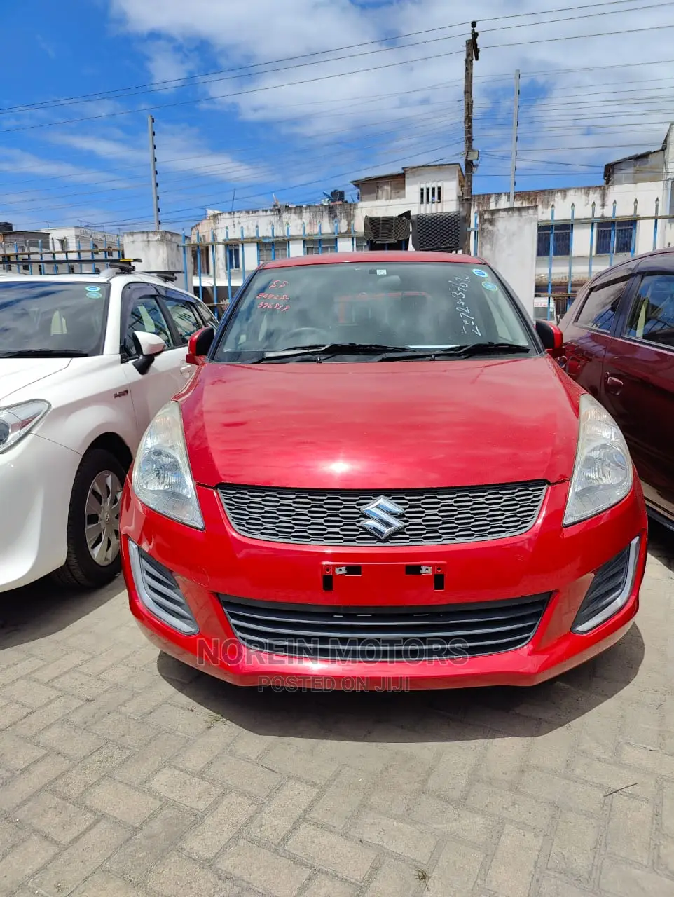 Suzuki Swift 2016 Red