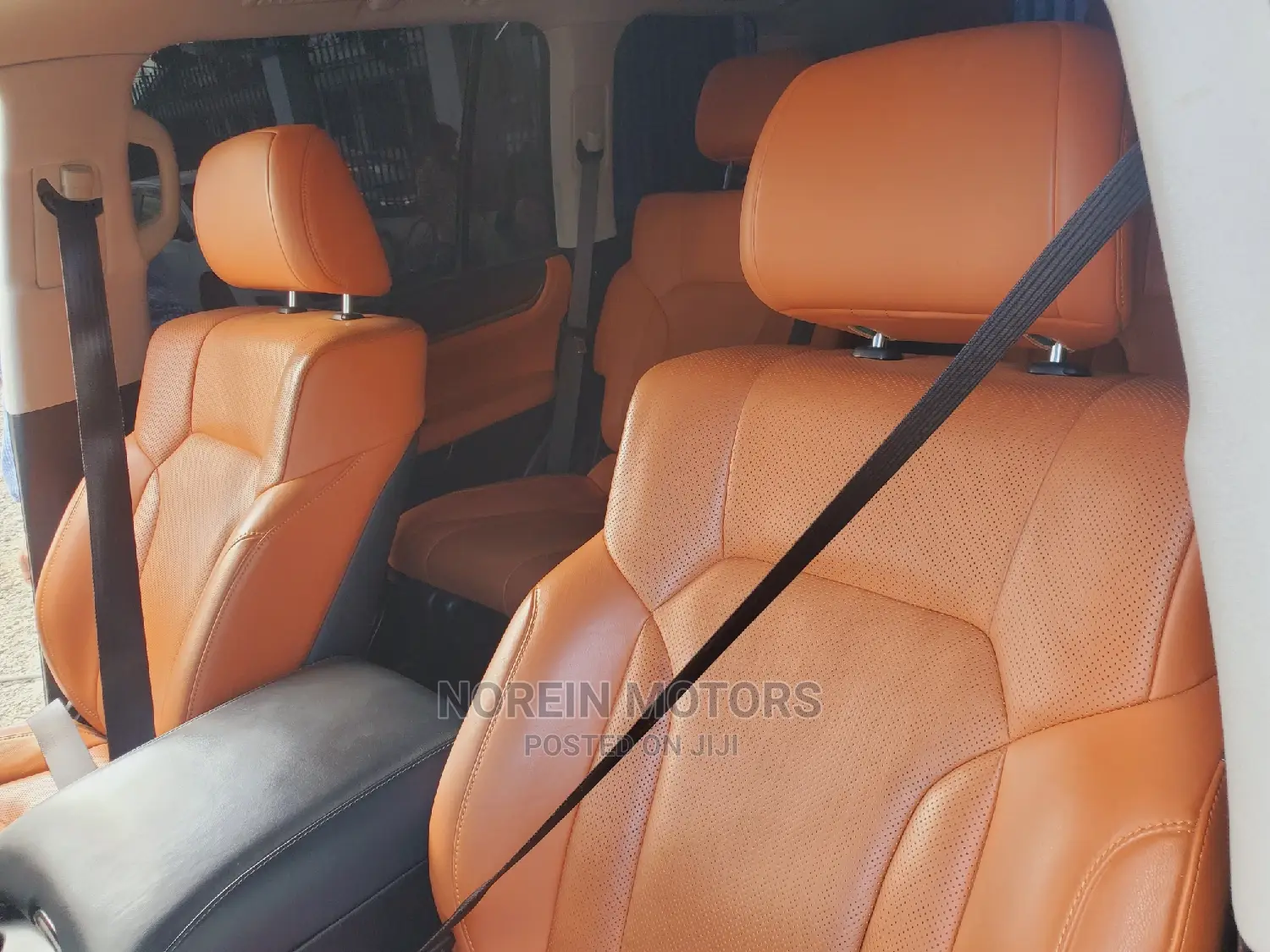 Lexus LX 2016 White