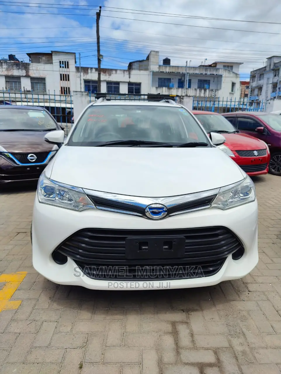 Toyota Corolla Fielder 2016 Pearl