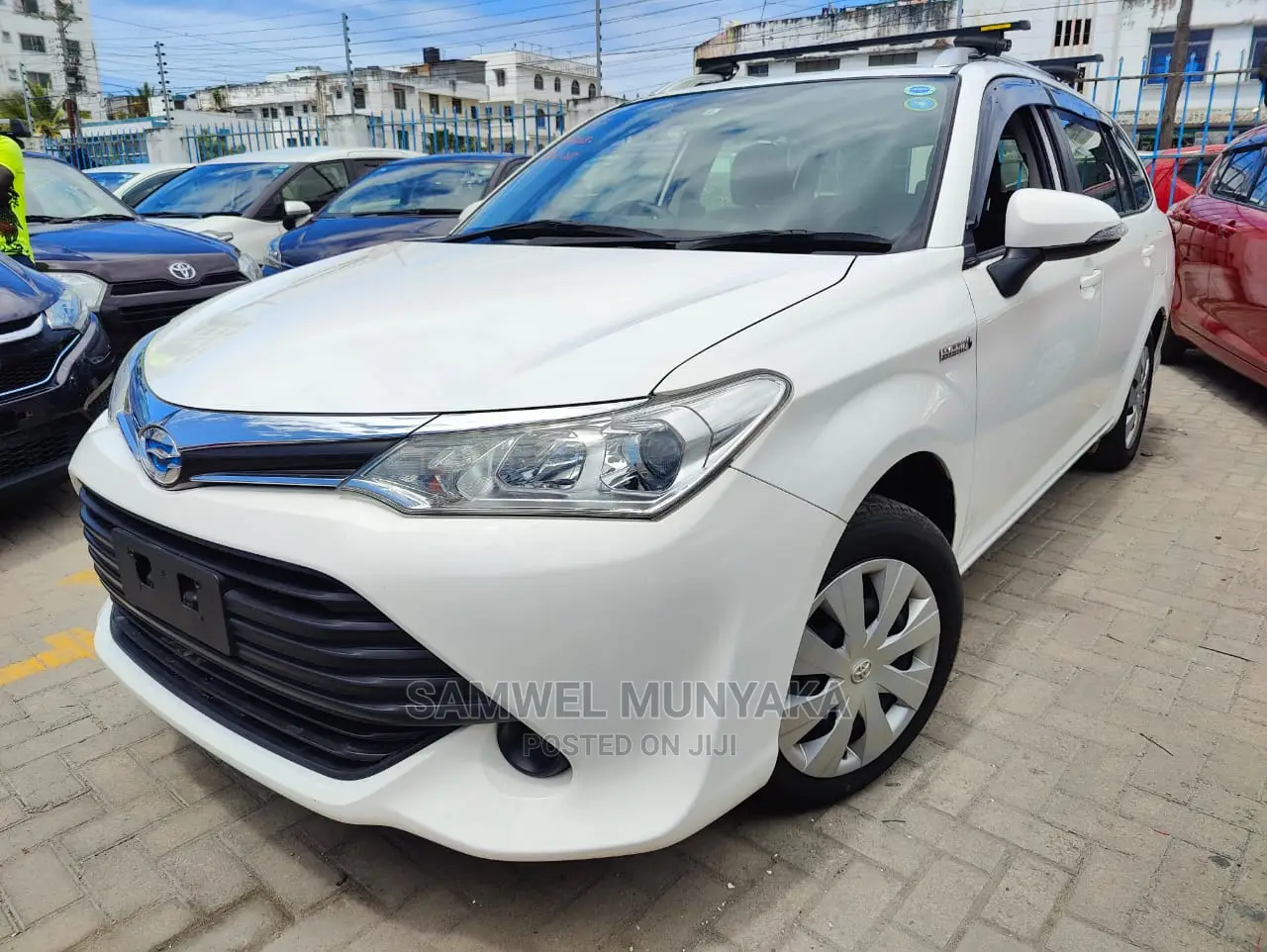 Toyota Corolla Fielder 2016 Pearl
