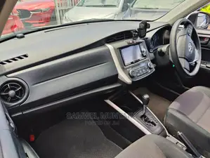 Toyota Corolla Fielder 2016 Pearl