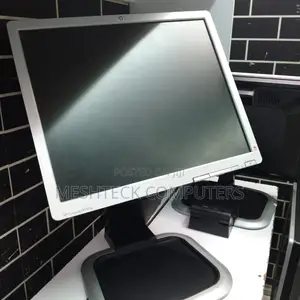 HP 19 Inches Computer Monitor