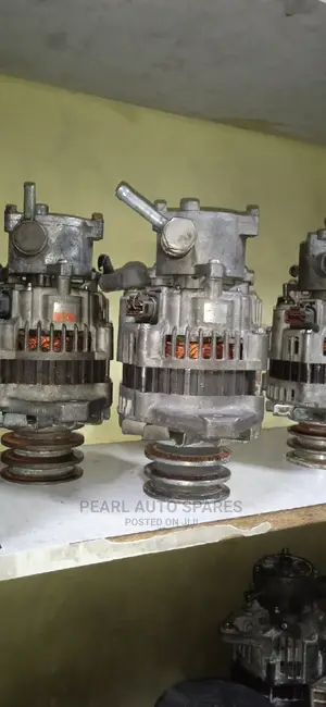 Alternator Isuzu NPR NQR (4.3)