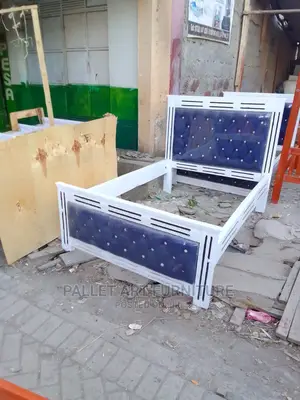 5*6modern Bed