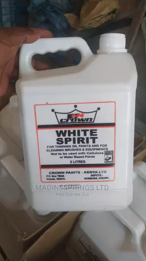 White Spirit Suitable for Thinning Oil Paints and Varnishes
