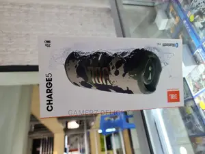 JBL Charge 5