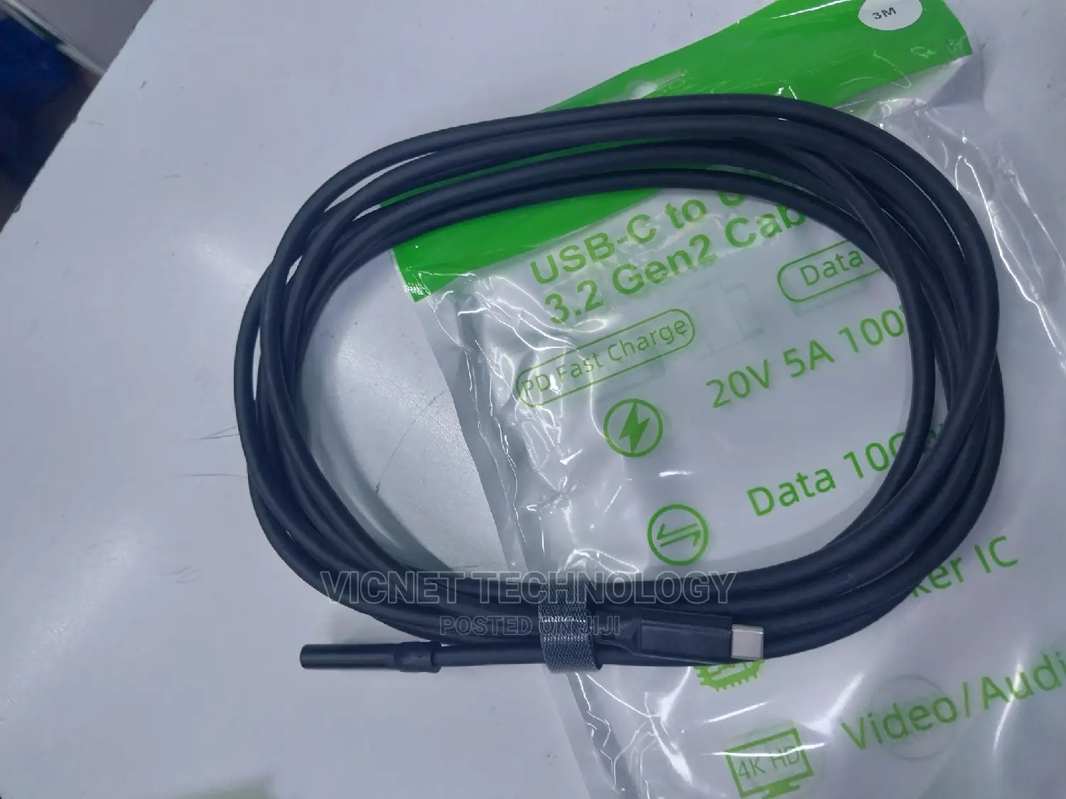 3M Display and Charging Male USB Type C to Female USB Type C