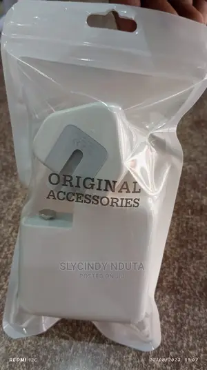 Macbook Adapter