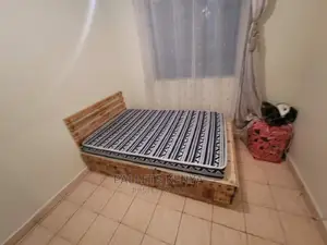 4*6 Pallet Bed- Detachable (€87)