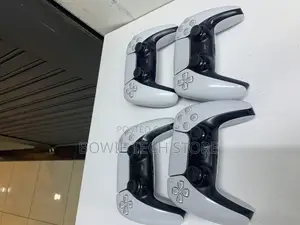 Ps5 Controllers (Pre Owned )