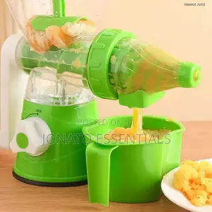 Manual Fruit Vegetable Juicer