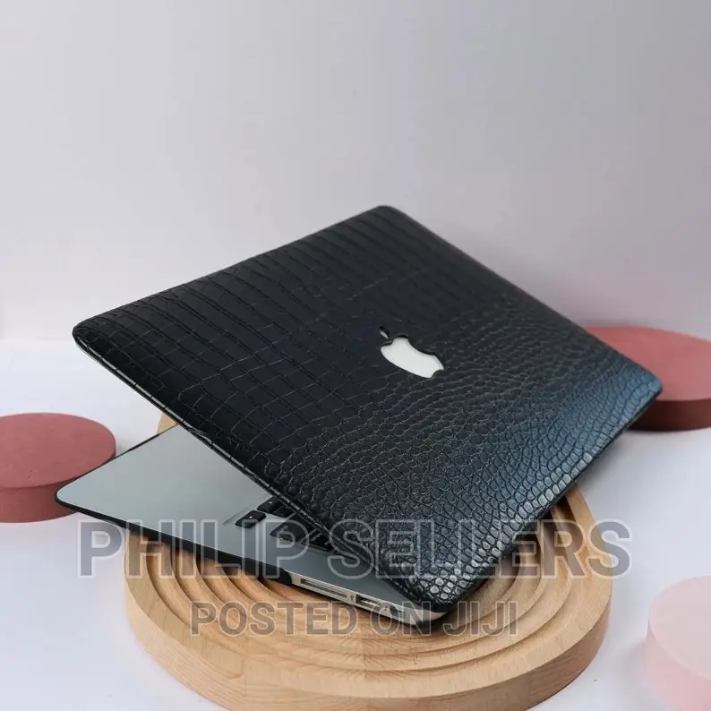 Crocodile Texture Black Macbook Case for New Macbook M1/M2 A