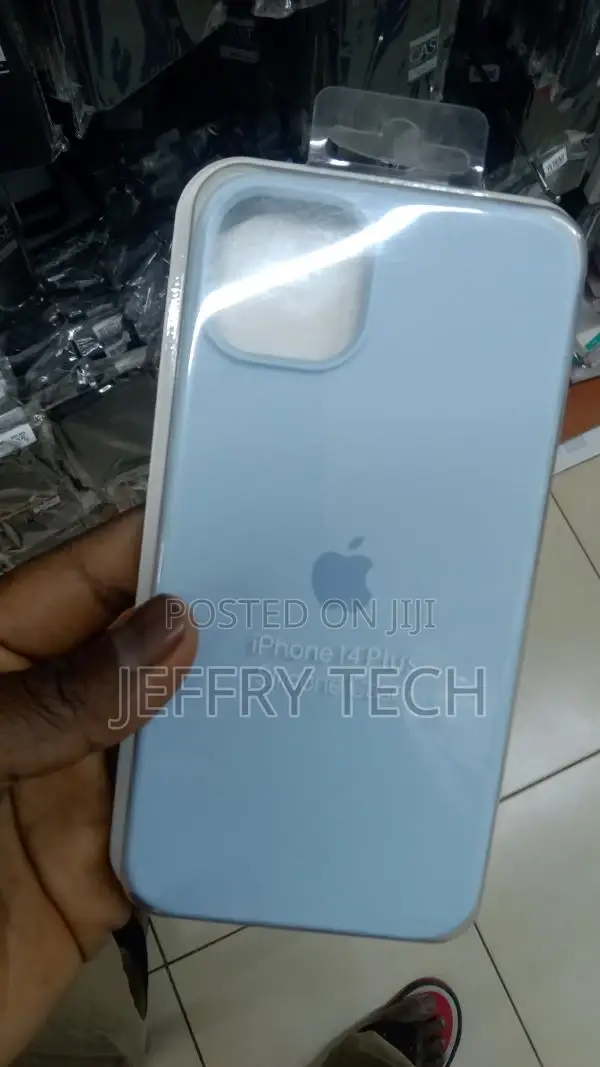 iPhone 14 Plus Silicone Case With Magsafe - Sky Blue