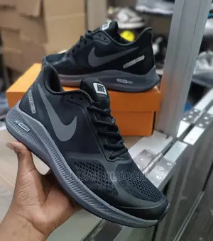 Nike Zoom Sneakers