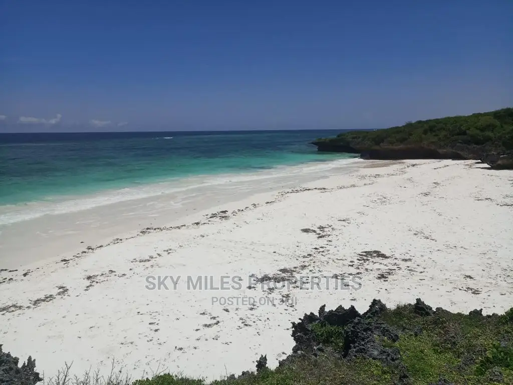 Chumani,10 Acre Beach Plot on Sale