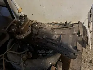 Land Rover Defender PUMA Gearbox