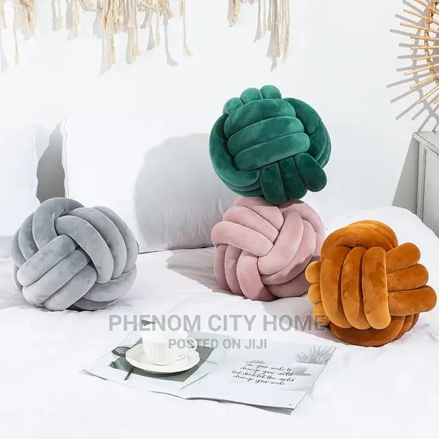 Thread Knot Pillows
