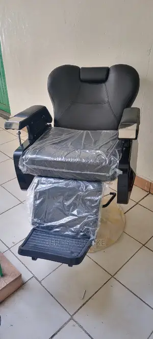 Elegant Super Jumbo Barber Chairs