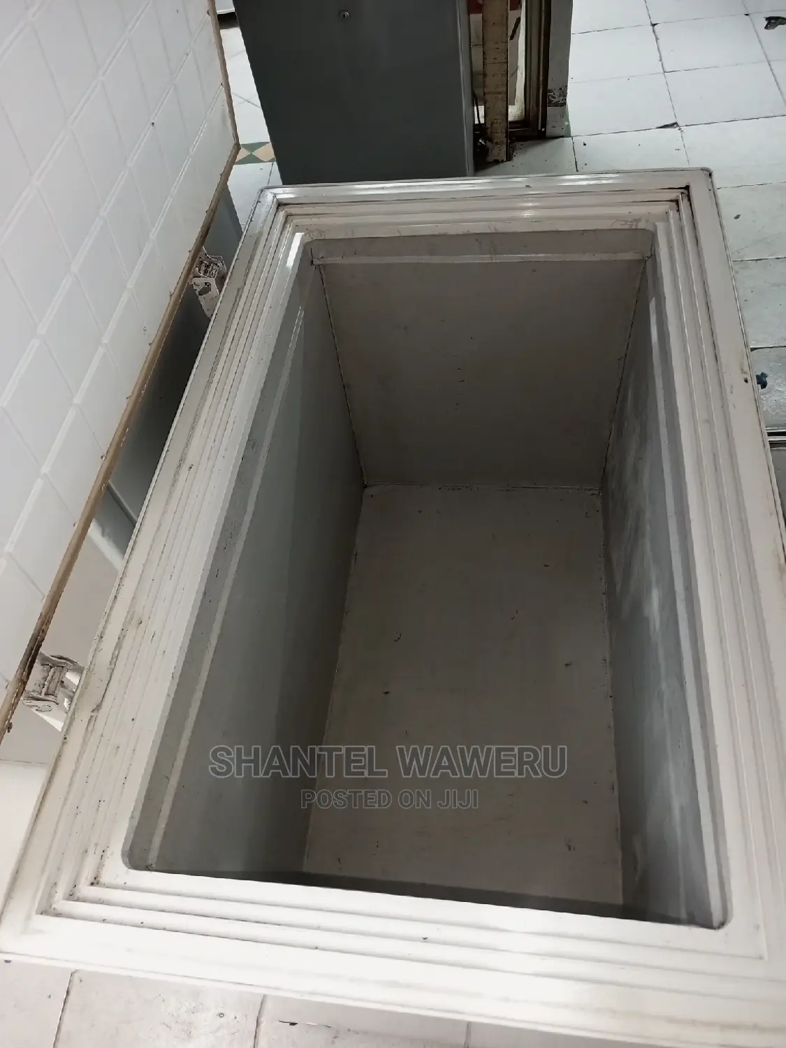 Deep Freezer 300 Litres