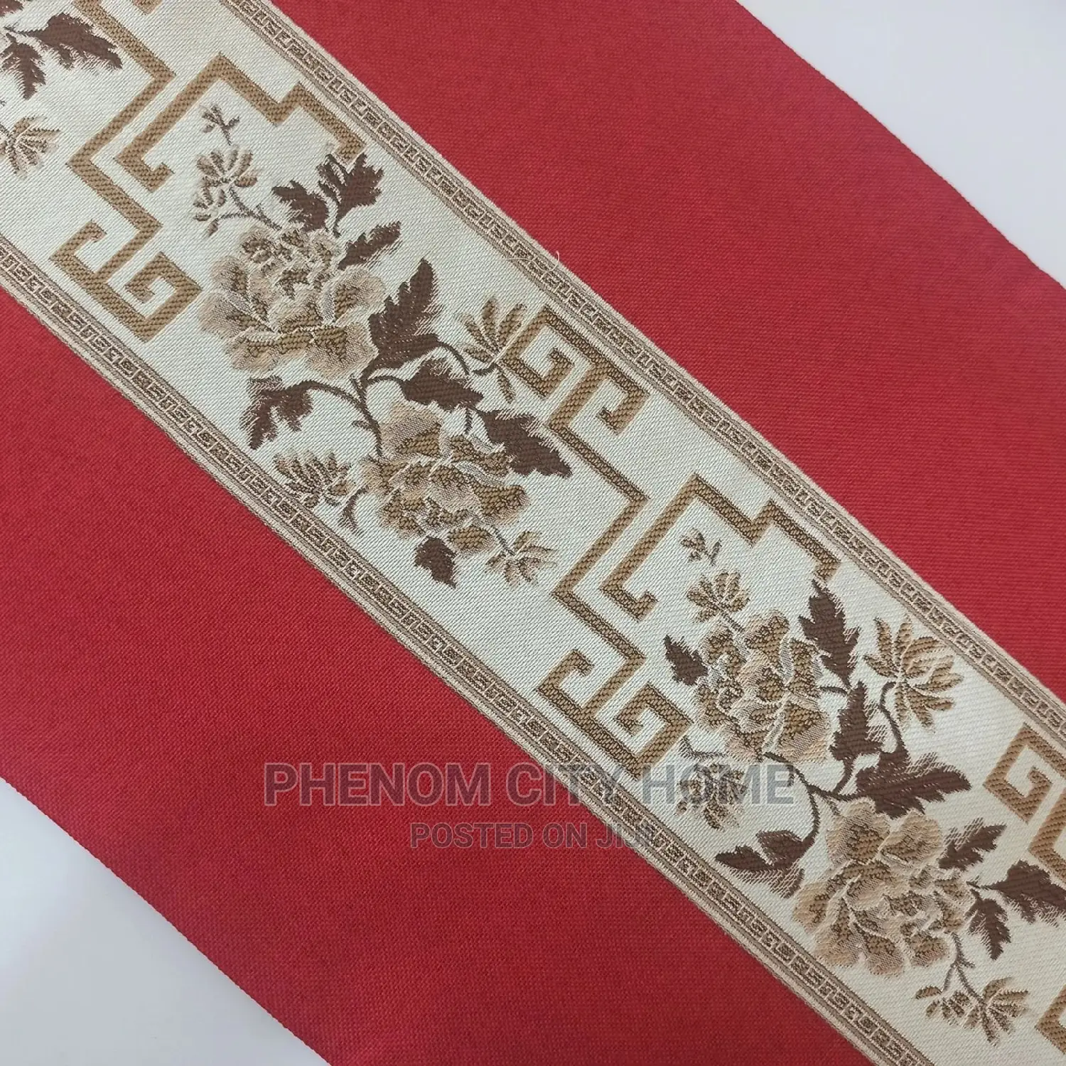 Beautiful Dinning Table Runners