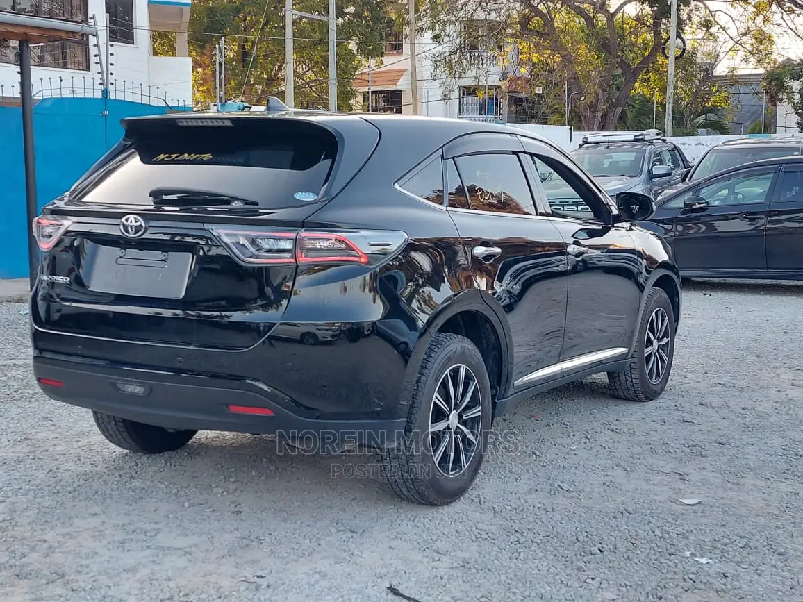 Toyota Harrier 2017 Black