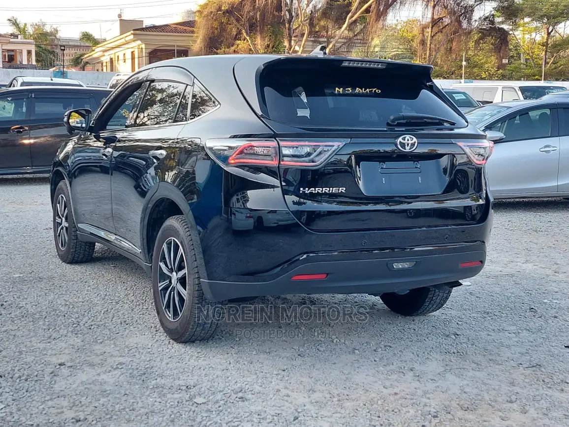 Toyota Harrier 2017 Black
