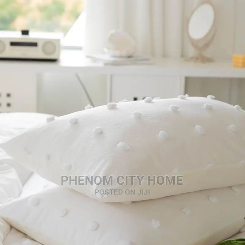 Luxury Tufted Dot Design Duvet Covers