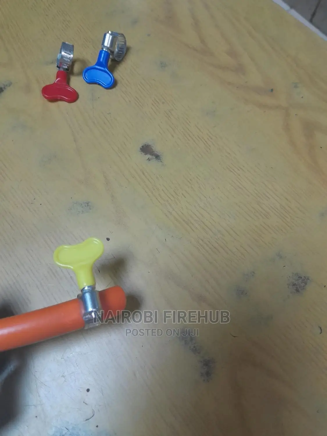 Hose Clips With Plastic Handle