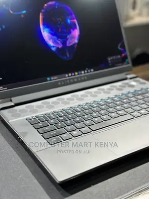New Laptop Dell Alienware M15 32GB Nvidia SSD 2T