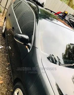 Professional Llumar / 3M Tint Film With a 5 Year Warrant